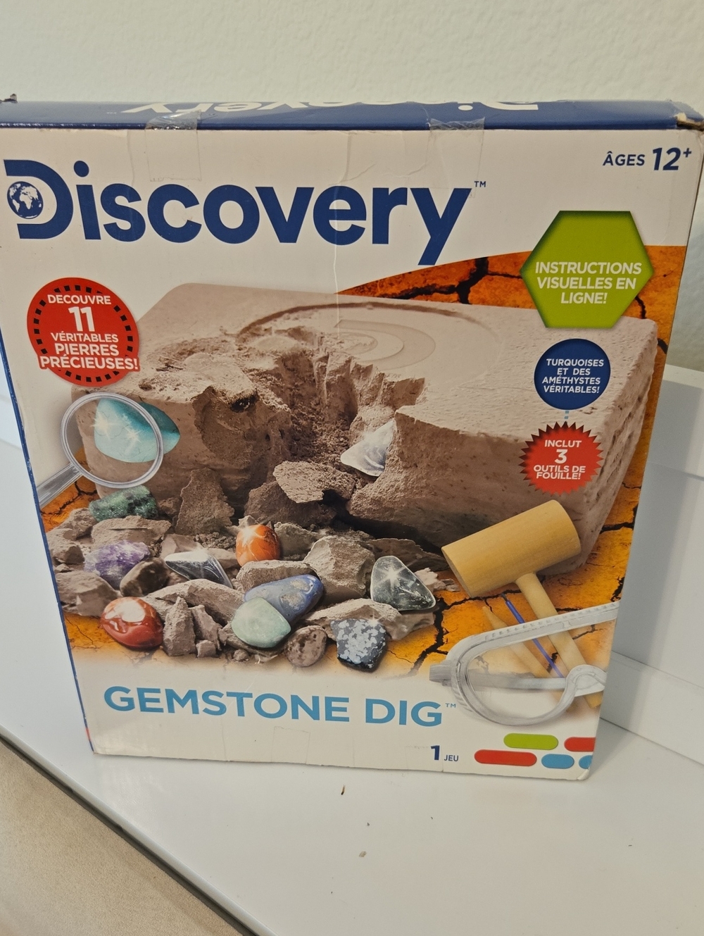 Discovery Gemstone Dig Kit - Multicolor Nwt